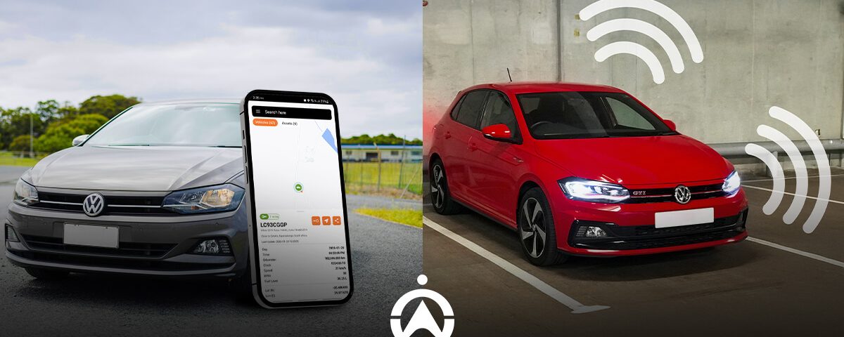 A gray Volkswagen Polo is displayed next to a red Volkswagen Polo, with a smartphone showing location tracking features.